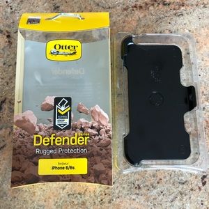 OtterBox Defender iPhone 6/6s Belt Clip/Holster